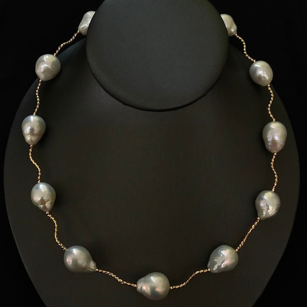 NWT LARGE BAROQUE PEARLS GOLD TWIST TUBE NECKLACE
